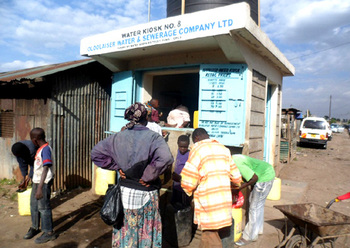 Kenya. A water kiosk run by the water provider in Oloolaiser. © GIZ