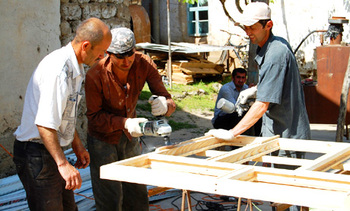 Tajikistan. Advanced training in the production of energy-efficient windows, Khovaling district. © GIZ